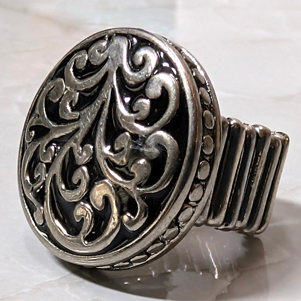 Vintage Stretch Band Ring SilverTone Black Enamel Filigree Scroll Oval Statement